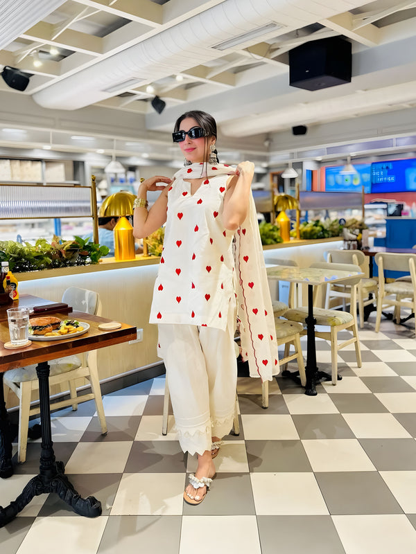 Off White Heart Print Farshi Set