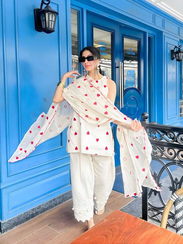 Off White Heart Print Farshi Set